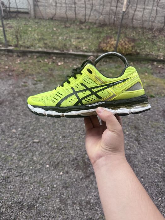 Кросівки Asics Gel-Kayano 22.