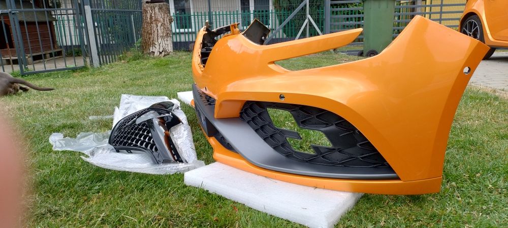 Renault Megane IV RS Trophy 2019r  Zderzak  Przód