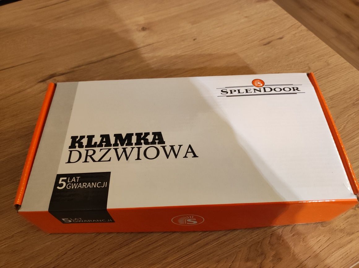 Klamki drzwiowe SplenDoor srebrne nowe