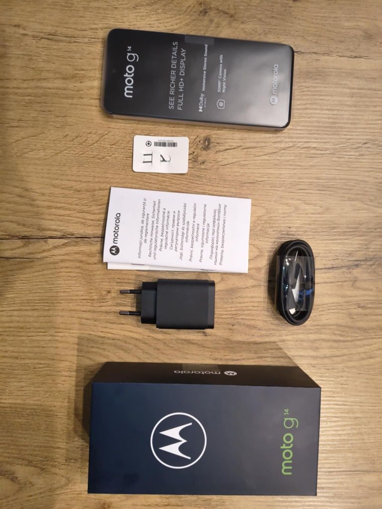 Nowa, blado różowa Motorola g14, 4/128 GB