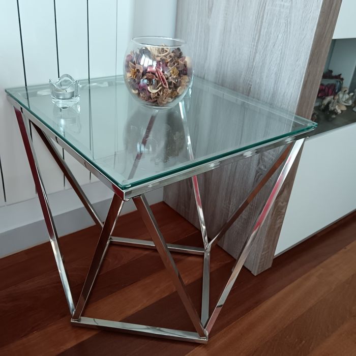 Mesa de apoio em vidro e cromado