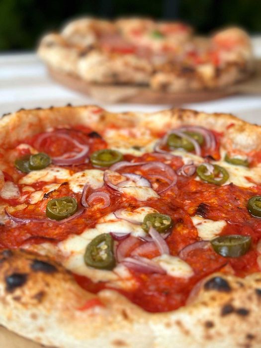 Pizza wypiekana na żywo na evencie, imprezie, weselu, urodzinach