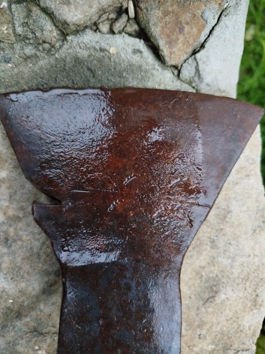 Продам недорого сокири