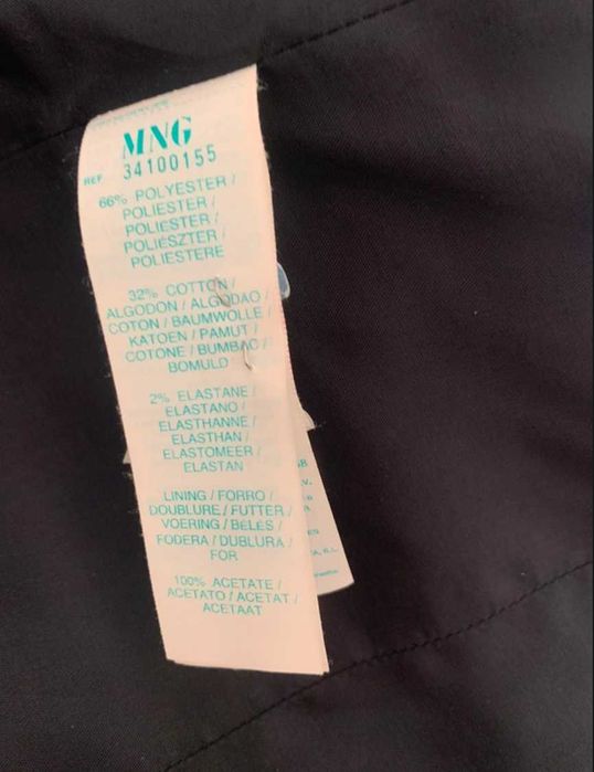 Blazer Mango Suit preto riscas finíssimas brancas cintado T42