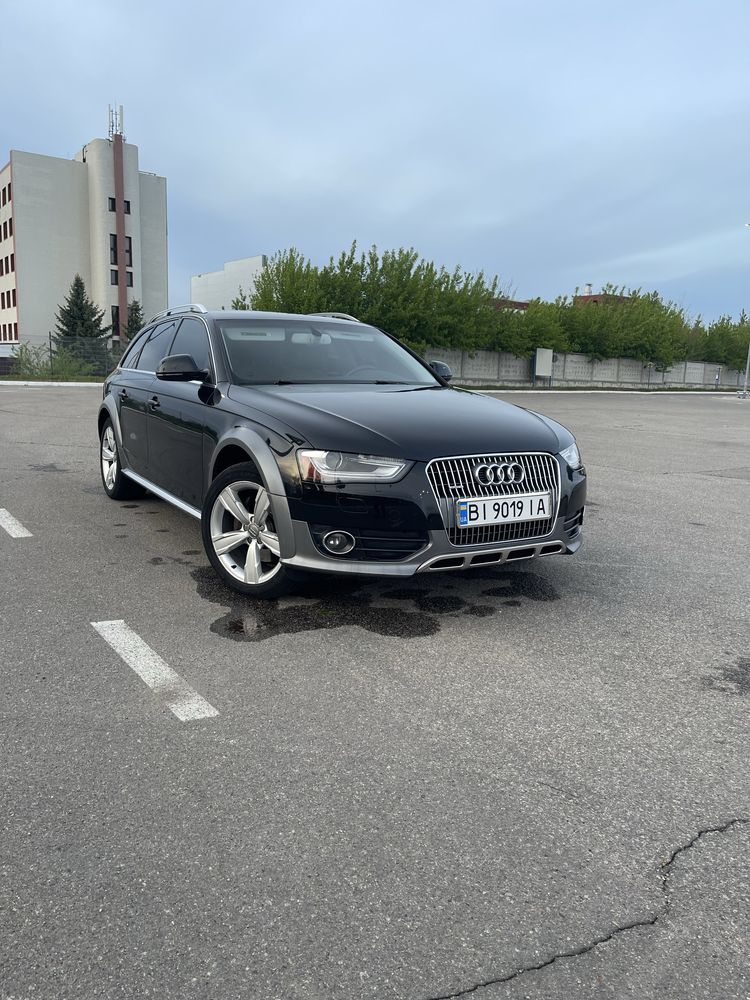 Audi a4 allroad 2012
