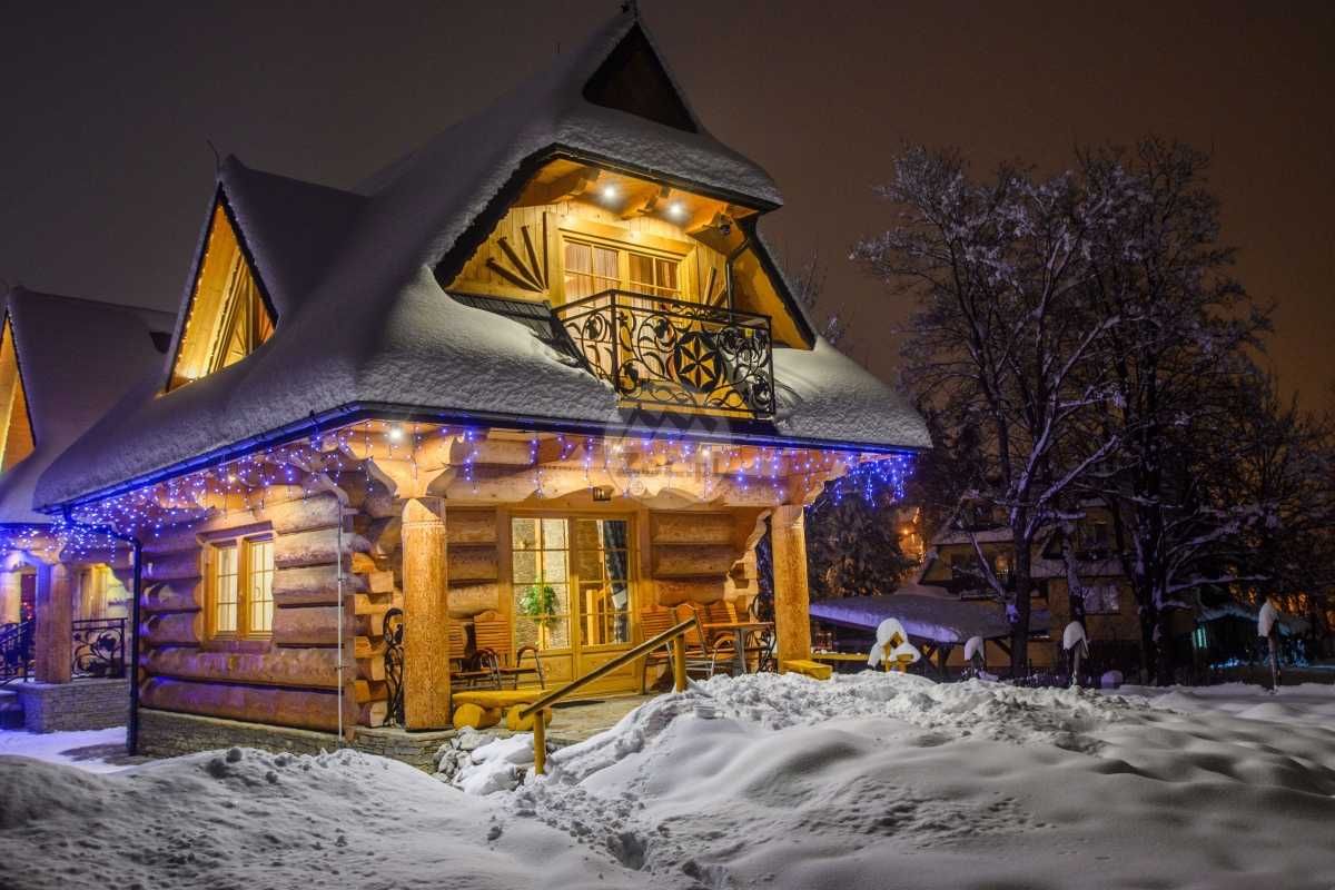 Domki z Bali   Góralski Wynajm  Całoroczne Wczasy  w Górach