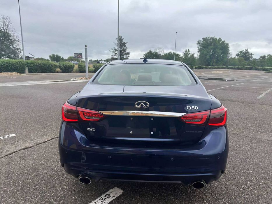Infiniti Q50      2024