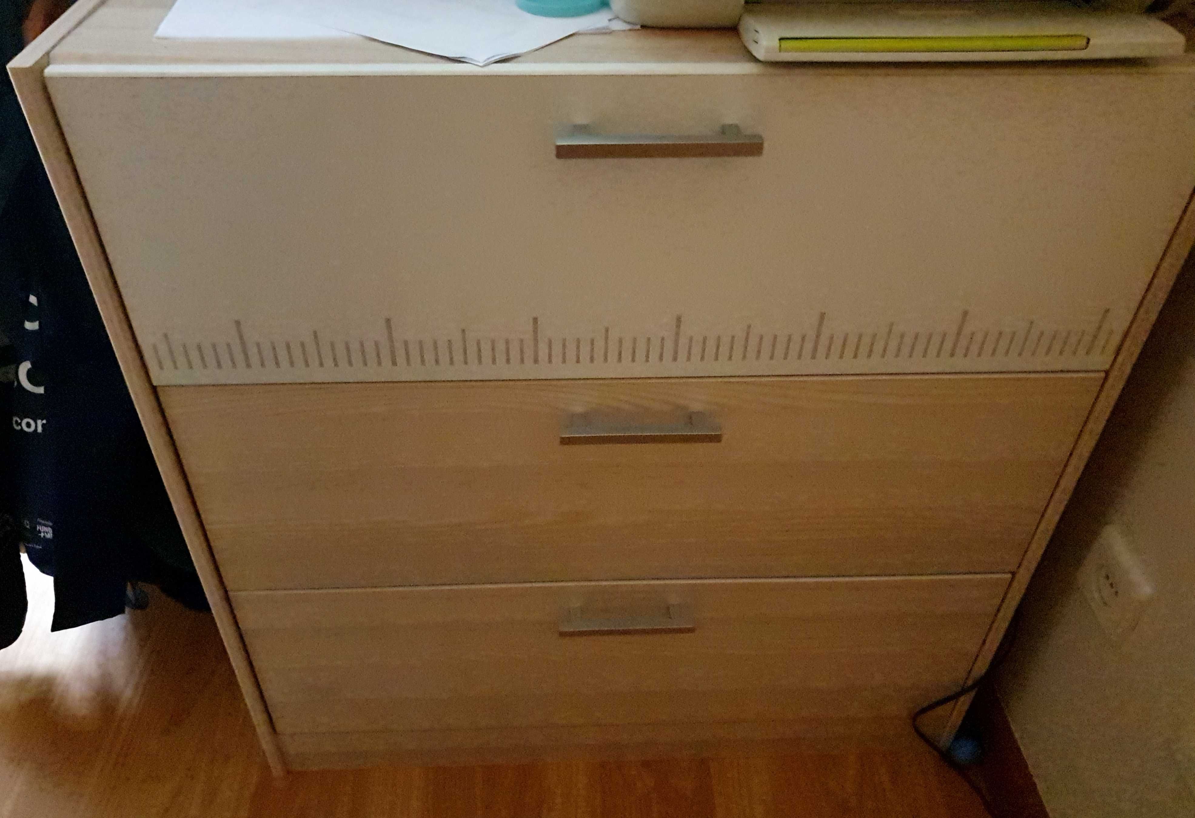 Conjunto quarto com cama alta