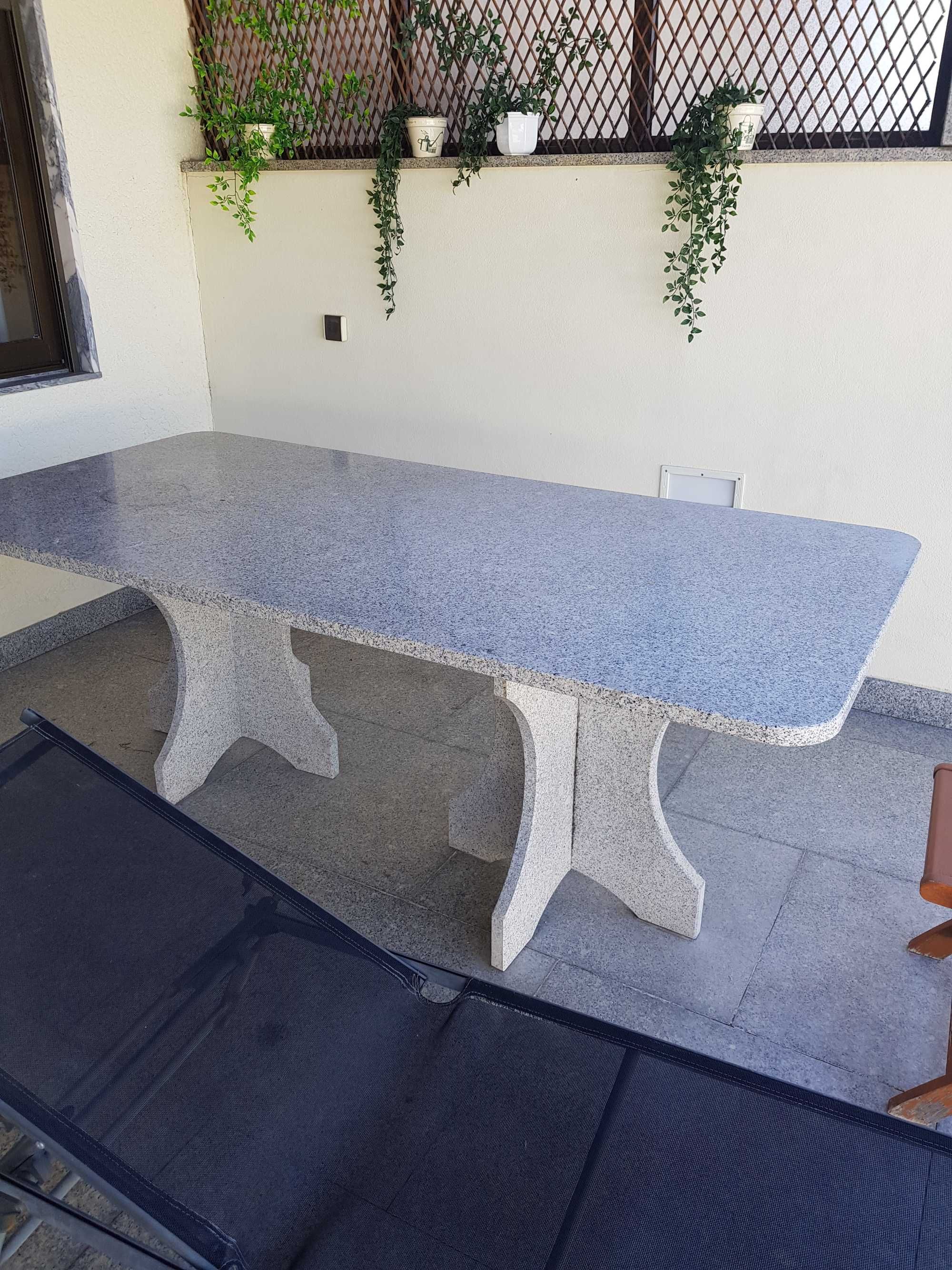Mesa granito exterior