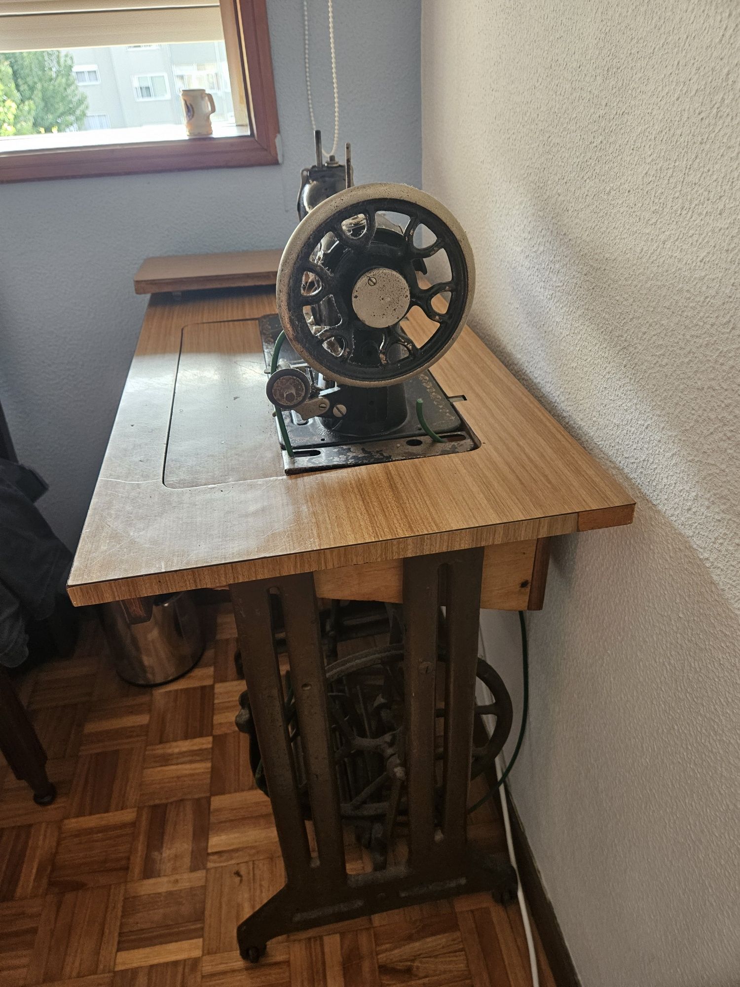 Máquina de Costura Vintage