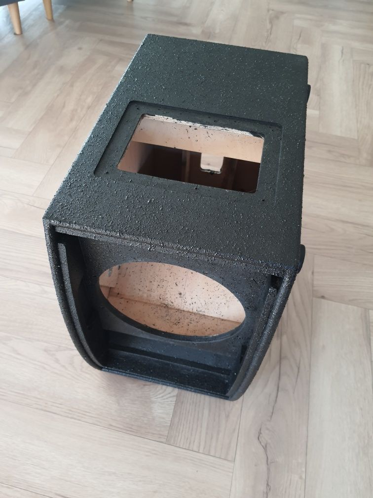 Obudowa głośnikowa subbas 10" prototyp Granat audio