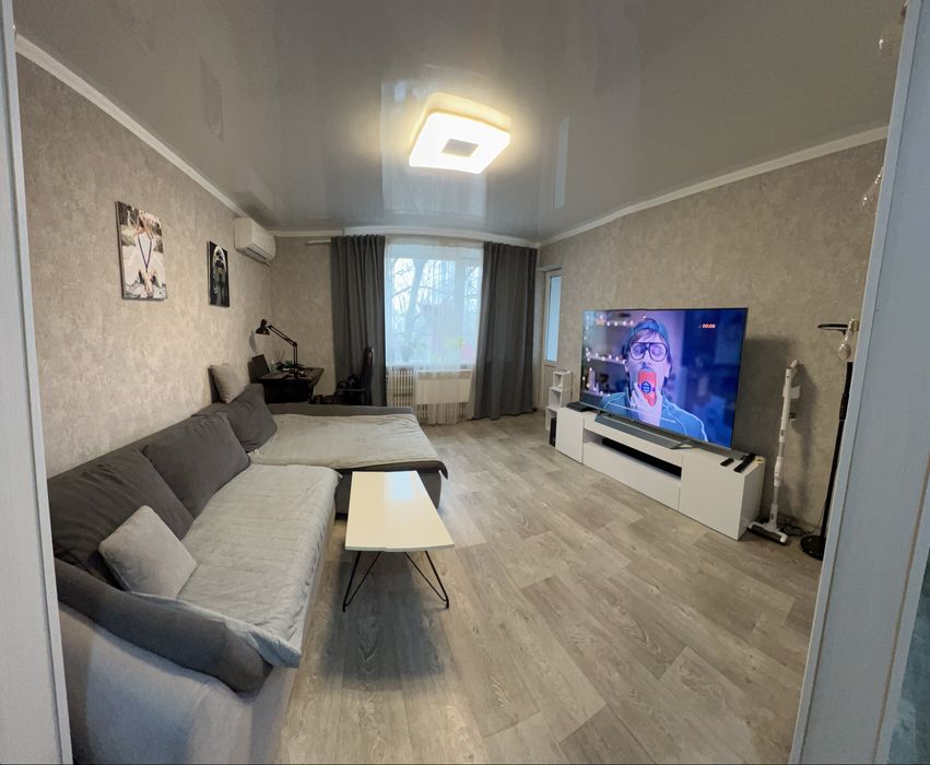 Продам 2-кімнатну квартиру без боргів