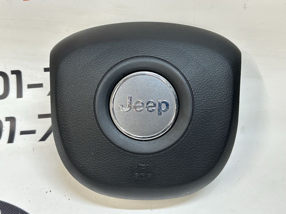 Оригинал Airbag безопасность подушка в руль Jeep Cherokee KL