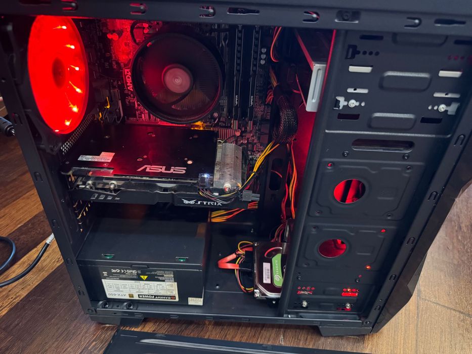 Komputer Gamingowy Ryzen 5 2600x 960GTX ram 16GB