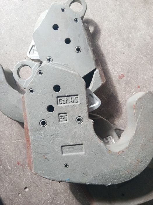 Hak ciegła dolnego Kat 4