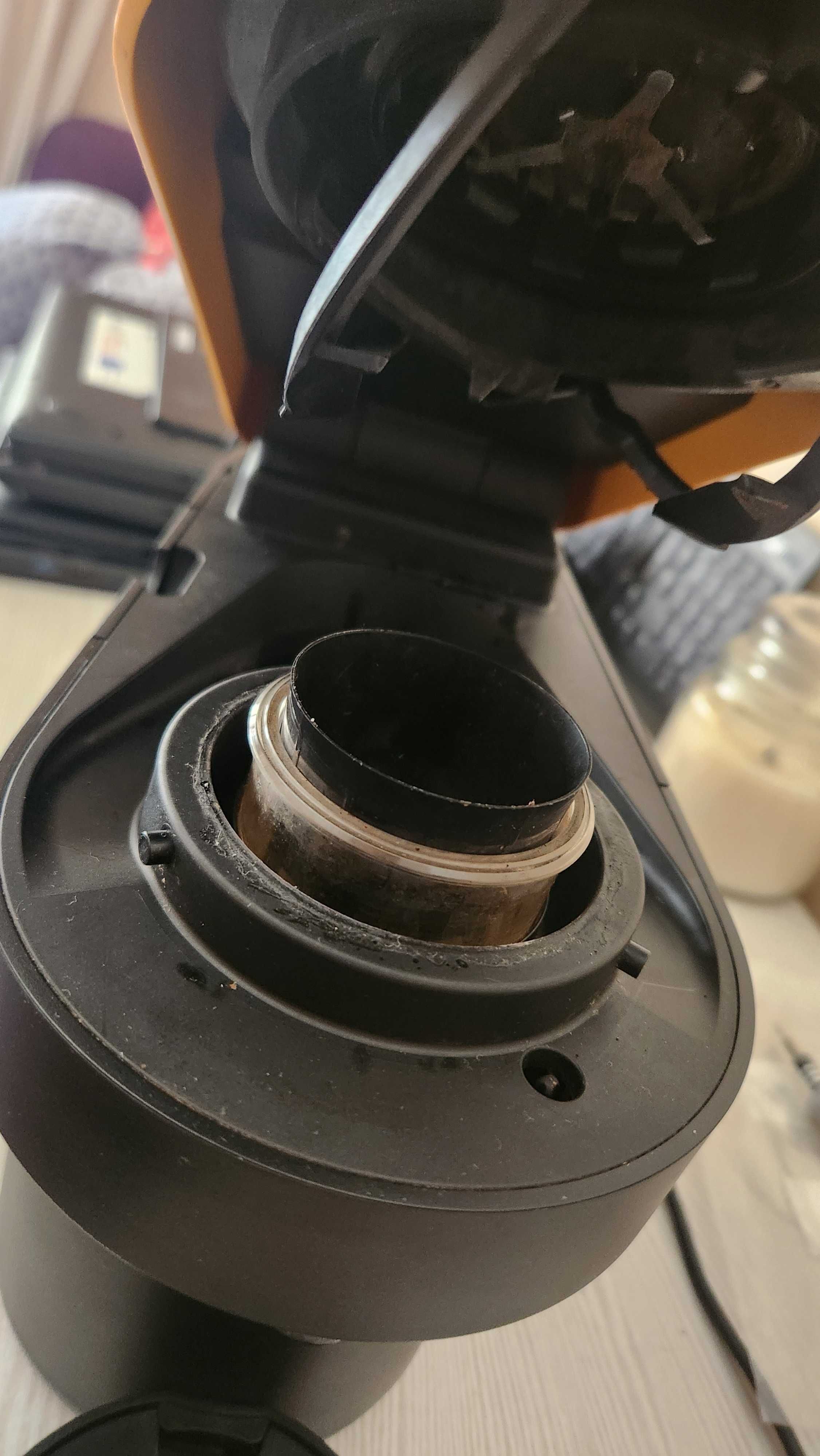 Nespresso Vertuo Pop Semi nova Para peças