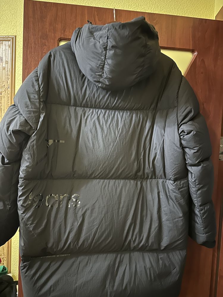 Продам пуховик CK
