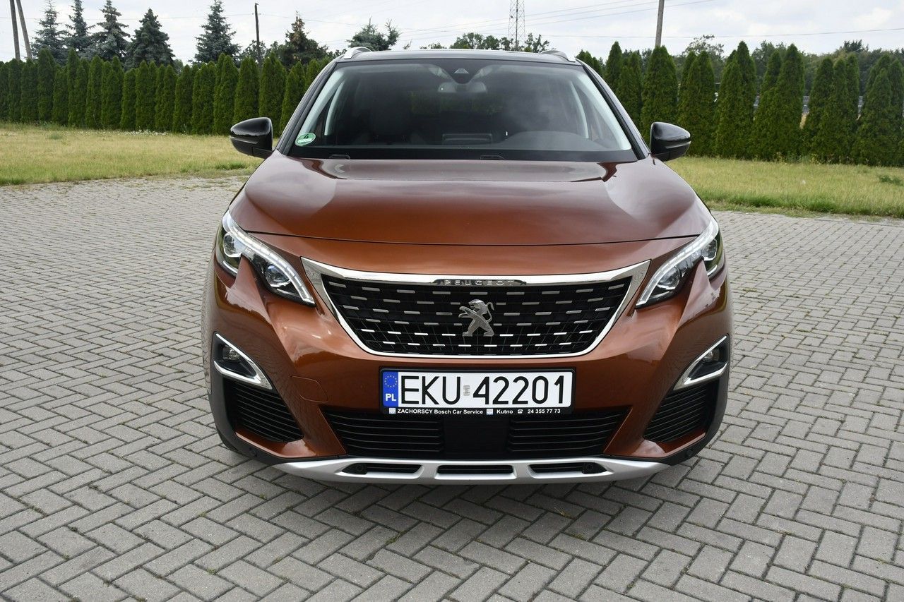 Peugeot 3008 1,2Turbo GT-Line.Ledy.Bi-Xenon.Panorama Dach.Klimatr 2 str. Kamera Cof