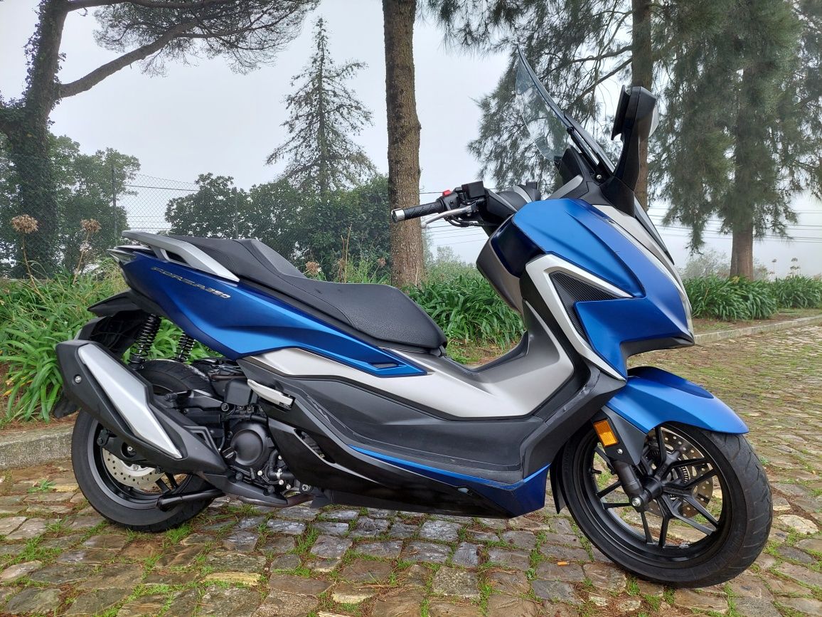 Honda  forza 350