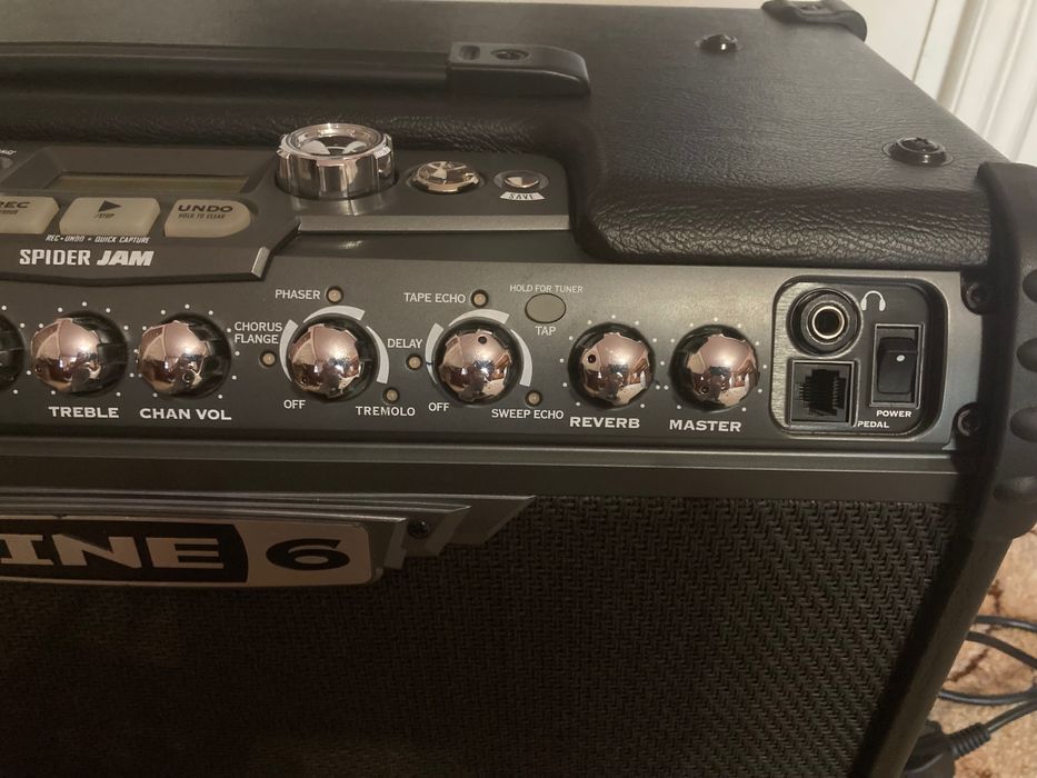 Line 6 Spider Jam комбік з безліччю можливостей