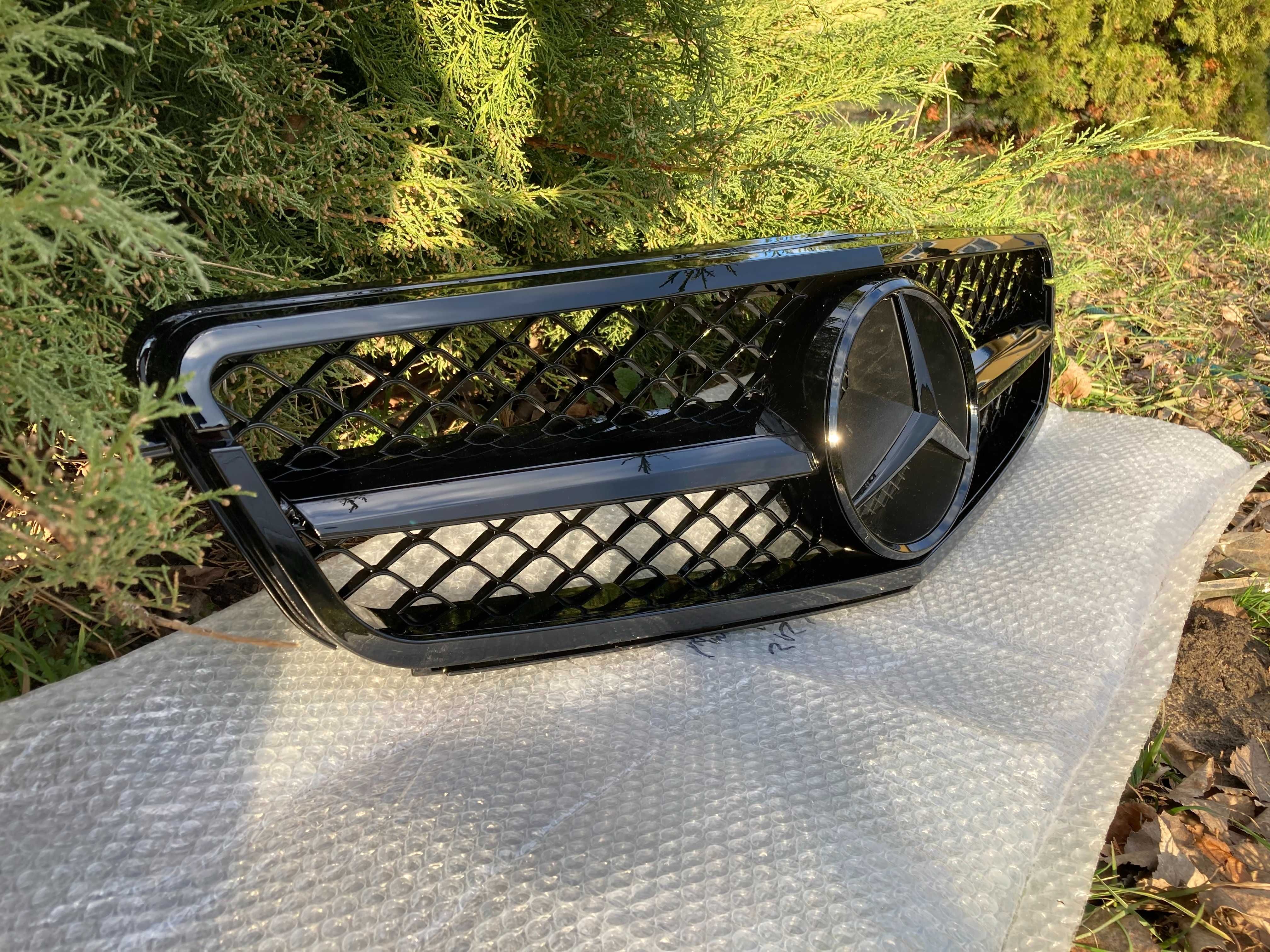 решетка радиатора SL Matt Black Grille mercedes  C w204 2006-2013год.