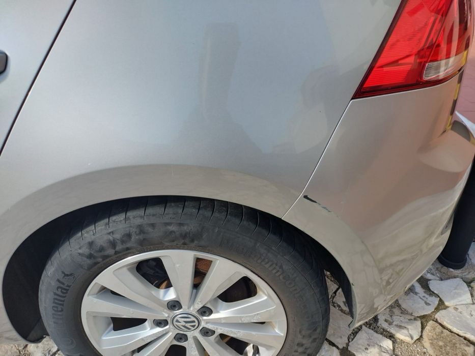 Volkswagen GOLF 1.6 TDI Confortline Bluemotion cx6 5P Cinza