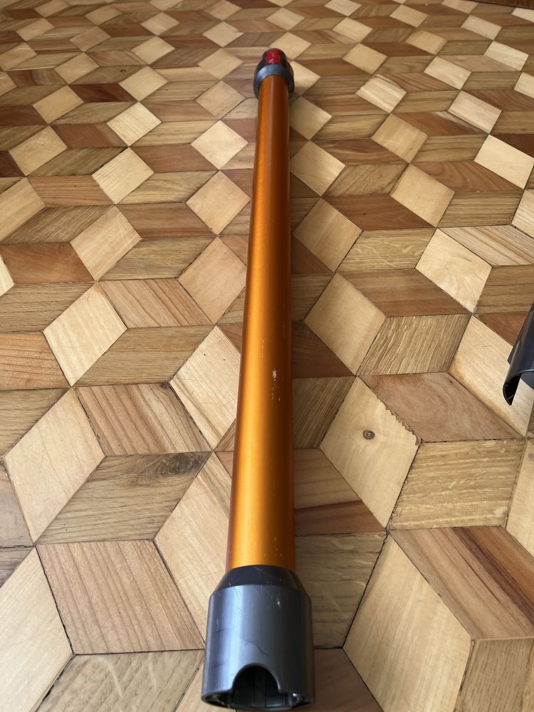 Odkurzacz pionowy Dyson V8 Absolute