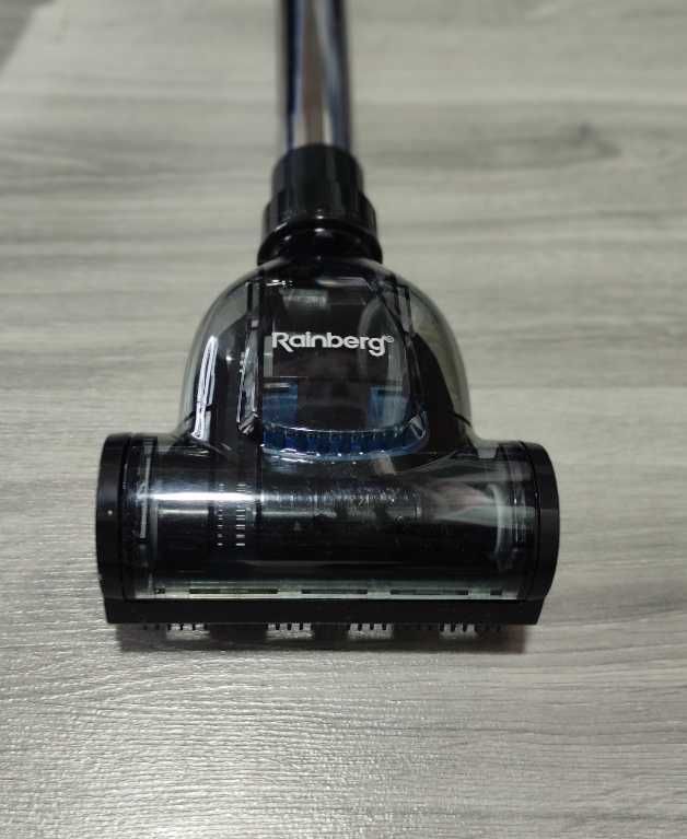 Пилосос 3700W без мішковий іде з турбощіткою 2.5л контейнер