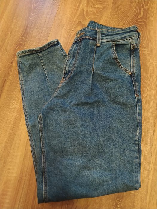 Джинси, стан новий