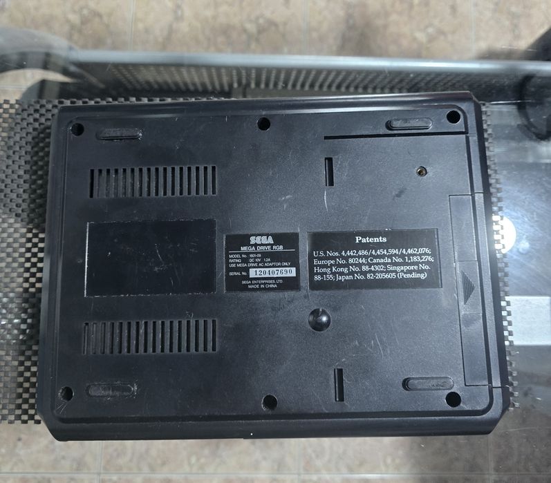 Mega Drive RGB + 2 Jogos