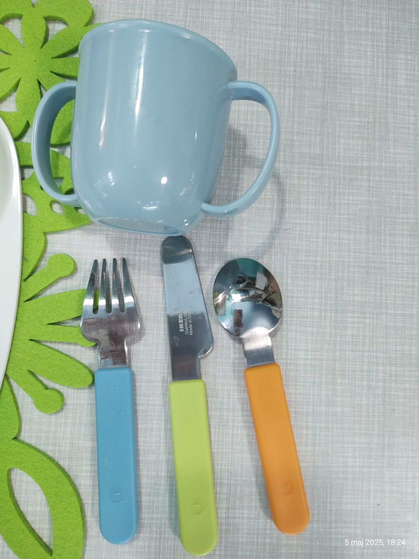 Zestaw do karmienia, taca -talerz kubek z 2 uszami sztućce Ikea
