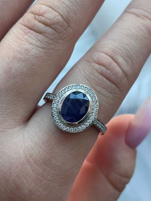 Кольцо с синим сапфиром 6х8 мм, серебро 925 пробы, размеры 18.19