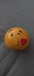 Mealheiro em formato emoji