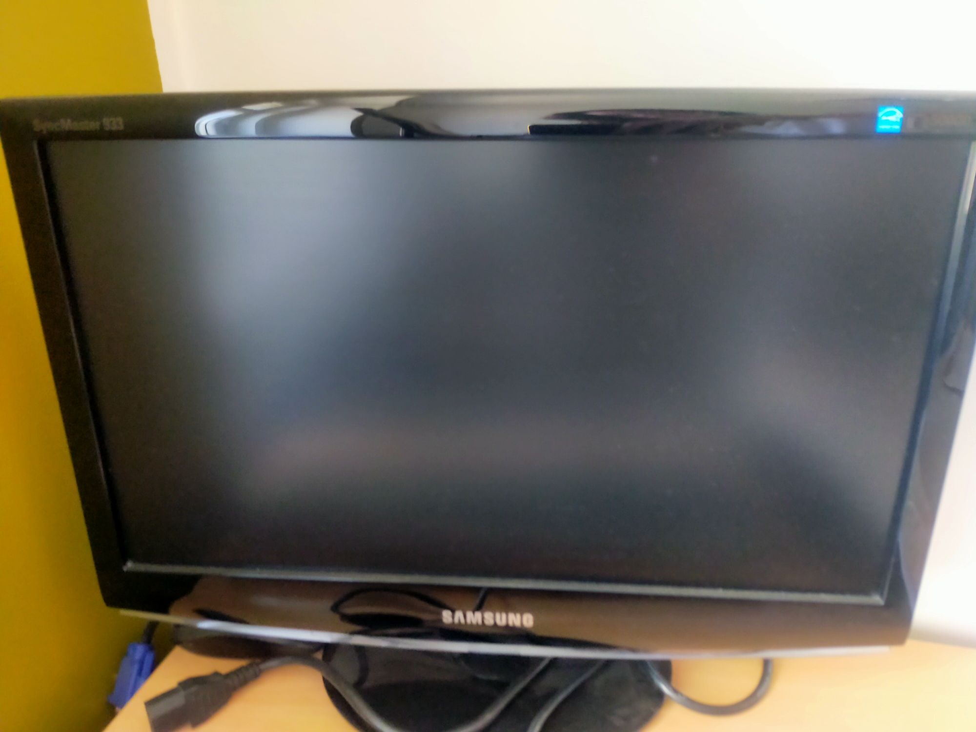 Monitor Samsung 45*33 + klawiatura dell