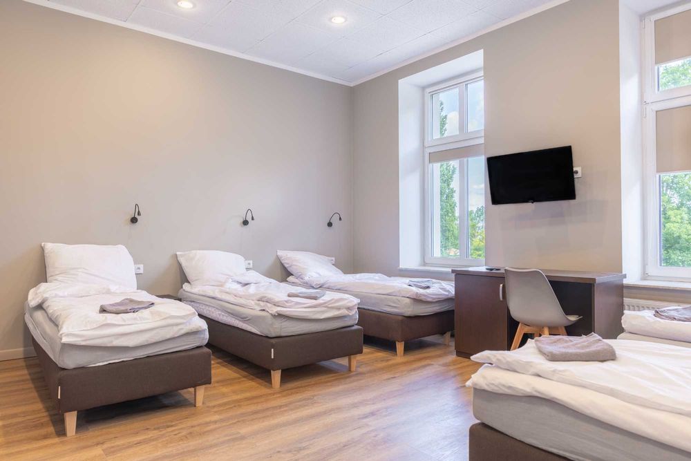 Budynek na wynajem w centrum Bydgoszczy 1300m^2 szkoła, biura, nocleg