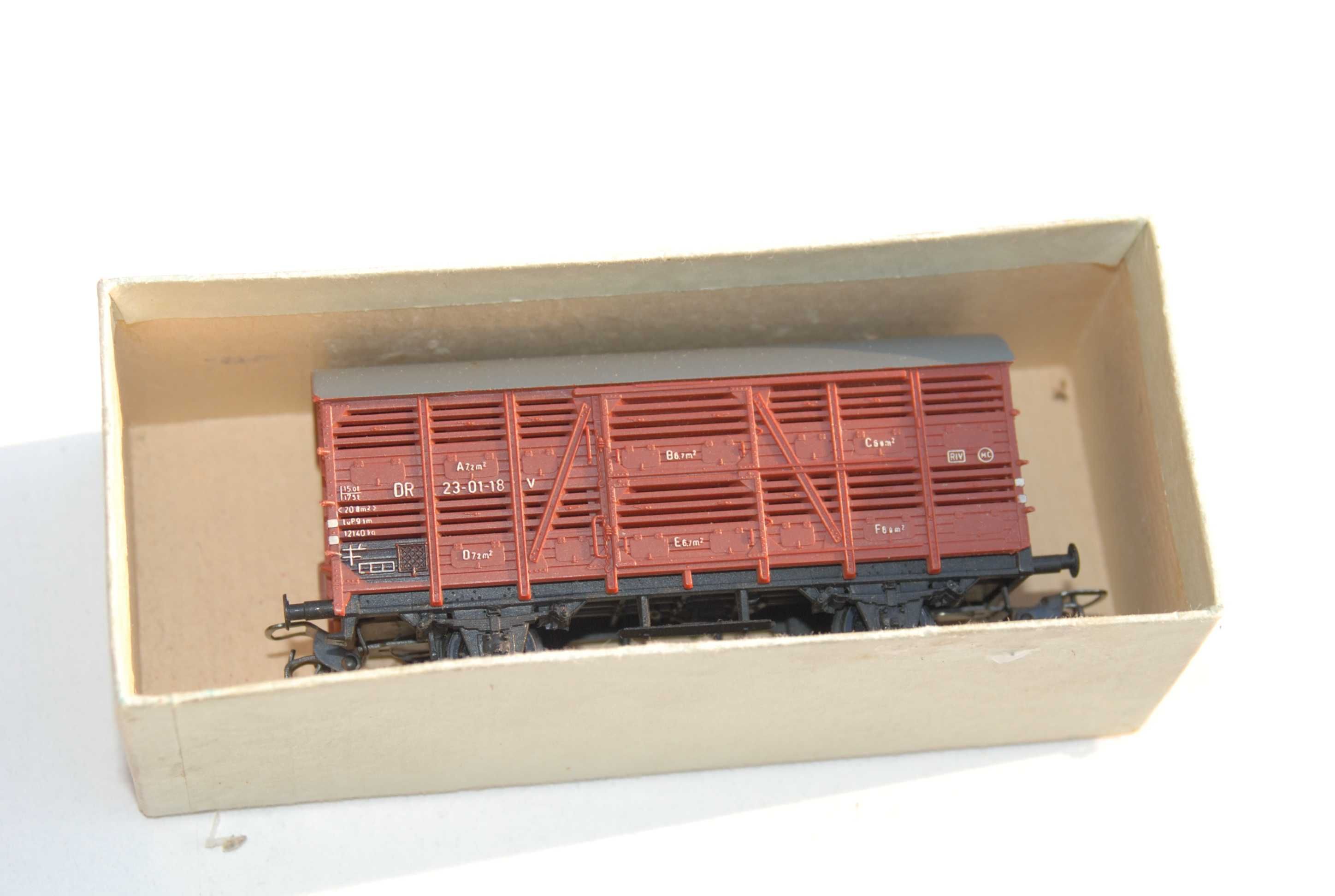 Stara wagon towarowy DR 230118 skala H0 1:87  unikat kolekcjonerski