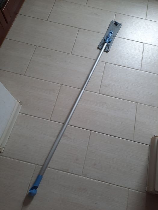 Oddam płaskiego mopa Elephant