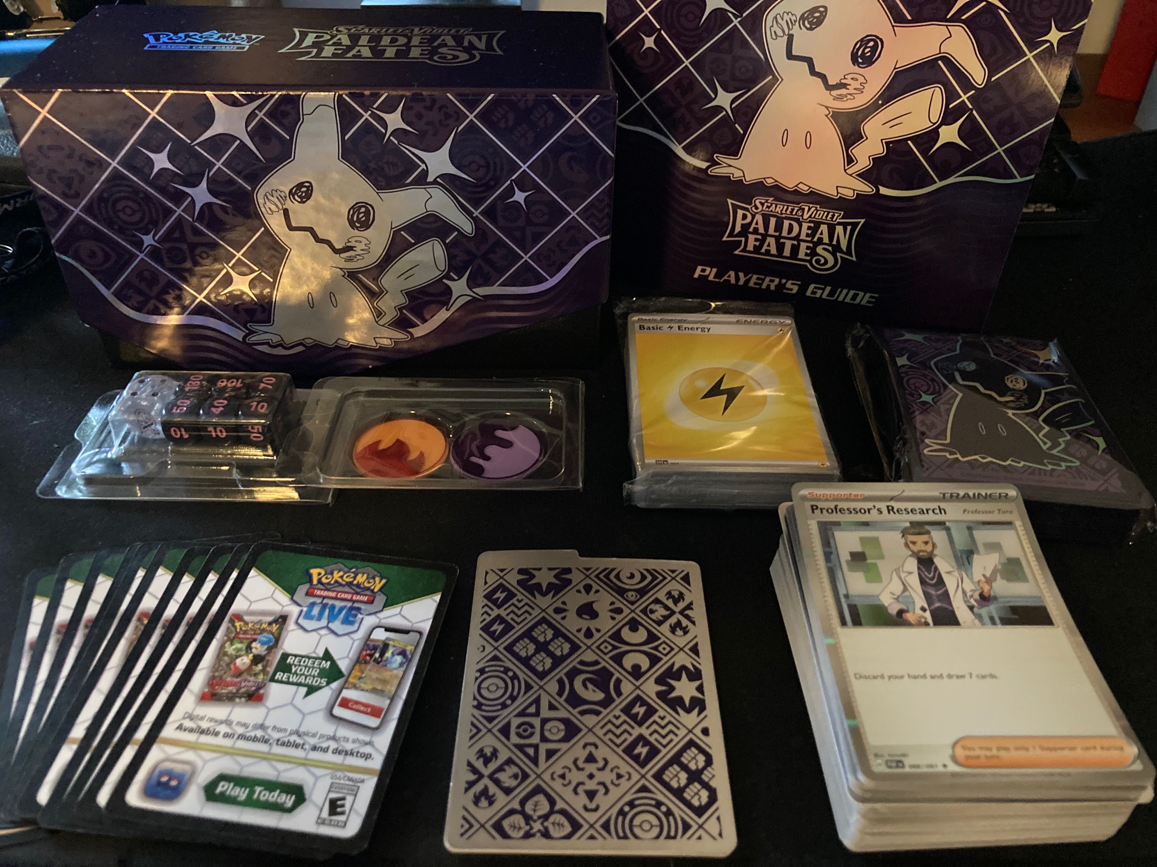 Pokémon Elite Trainer Box ETB Paldean Fates aberta c/ Promo