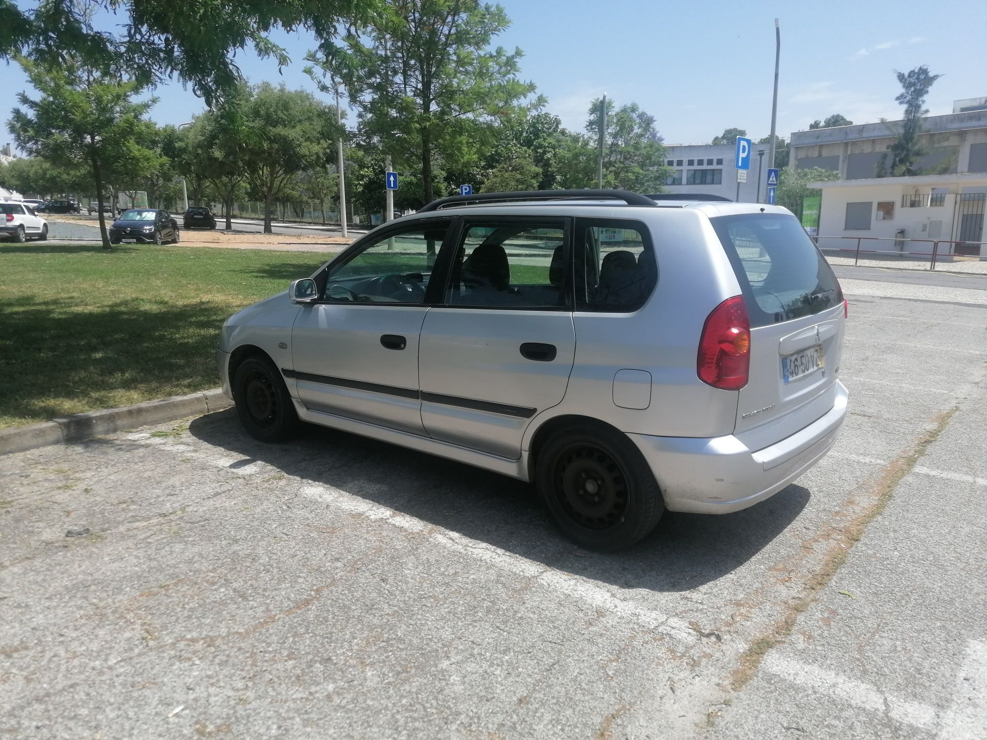 Mitsubishi space estar 1.9