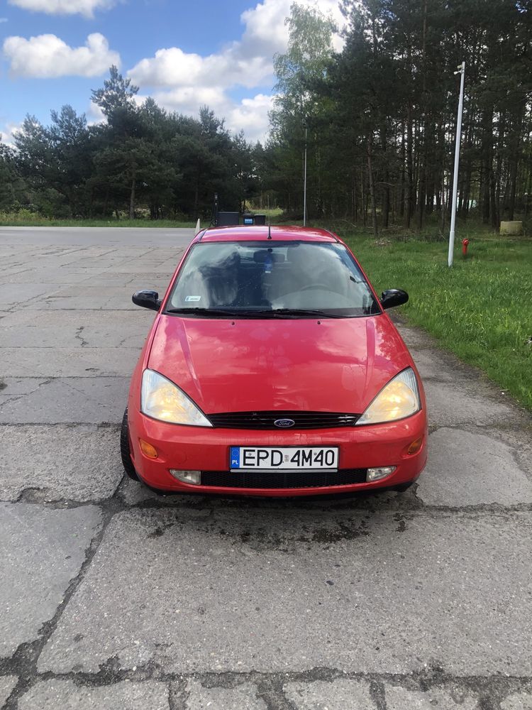 Ford Focus 1.6 Benzyna.oplaty na rok