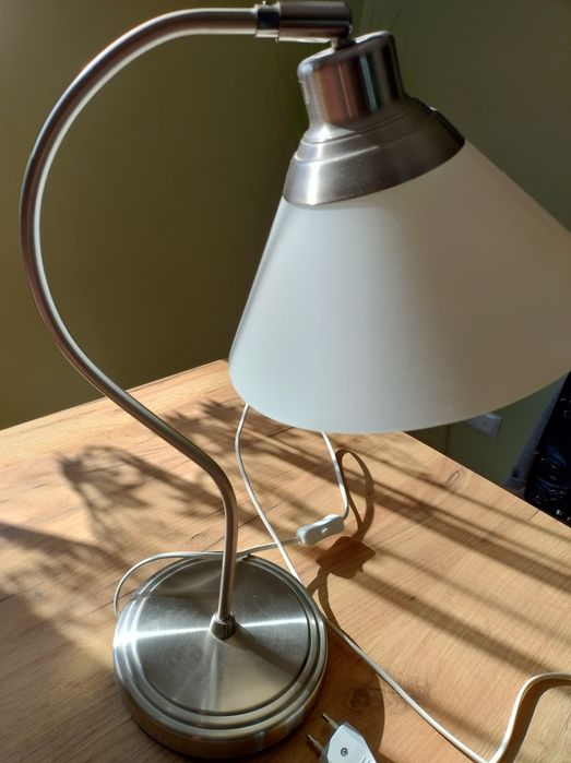 Sprzedam lampę biurkową