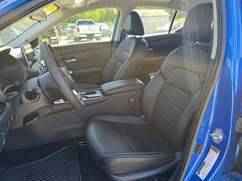 Nissan Sentra      2024