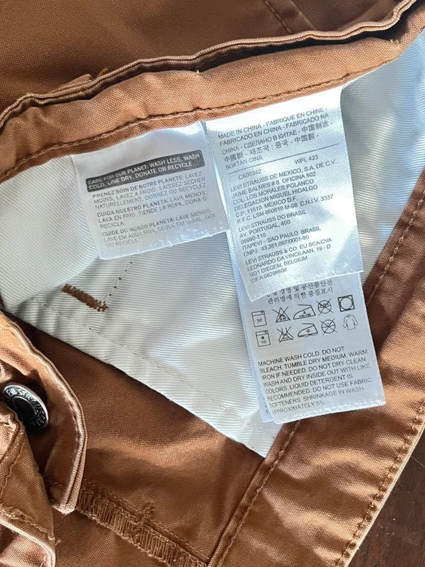 Calças Levis Chino Castanhas – Homem – Tamanho 33x34