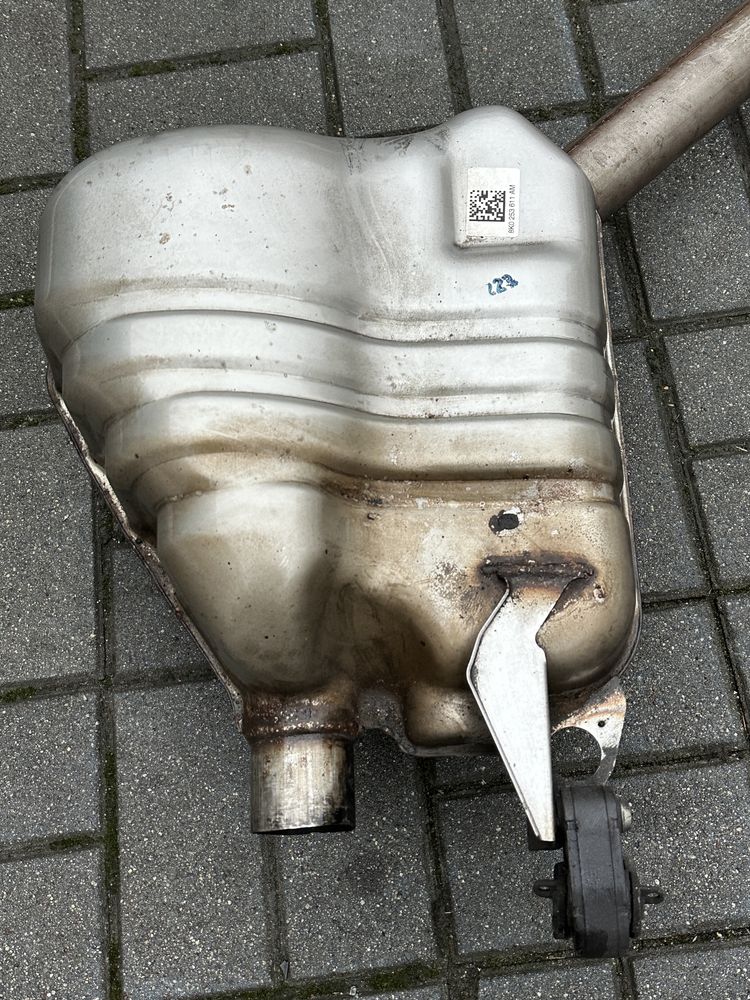 AUDI A6 C7 2.0TFSI Wydech tłumik podwójny na dwie strony