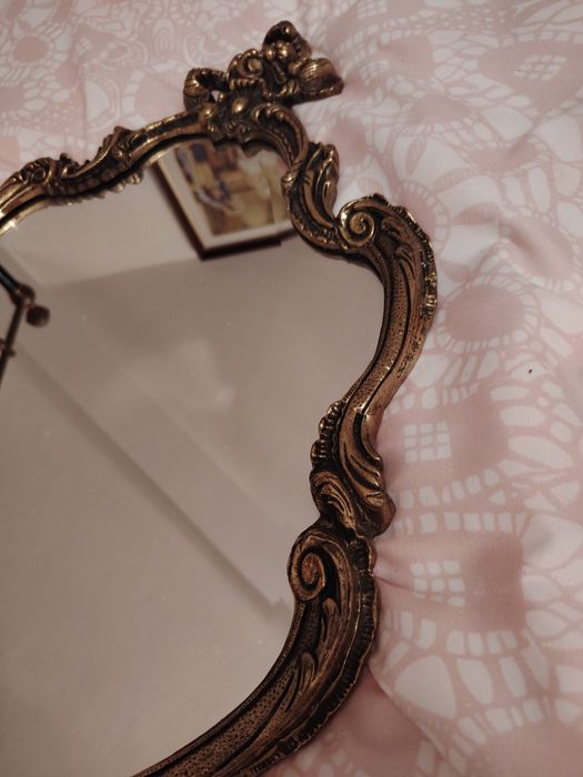 Espelho Oval Biselado em Bronze