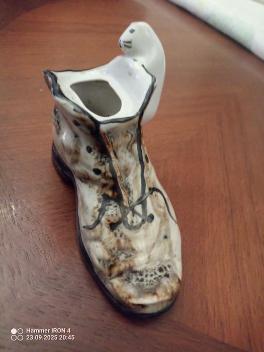 Steatyt Katowice Zagórski - Figurka -Mysz w bucie- sygnatura