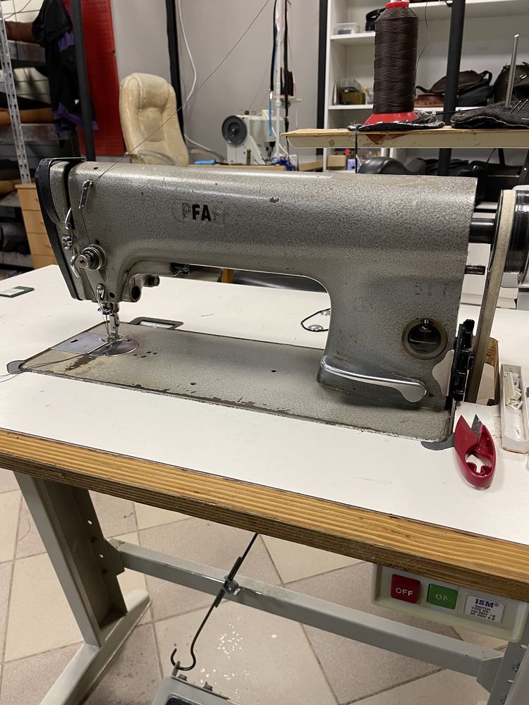 Промислова швейна машинка PFAFF 467 для рулів і кпп