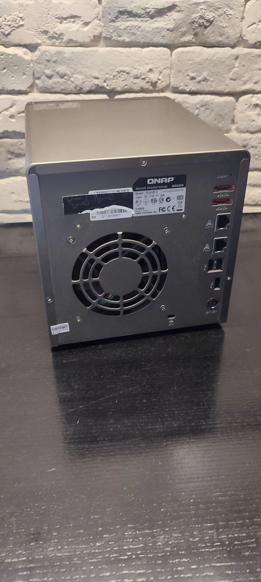 Мережеве сховище Qnap TS-419P II, з дисками.