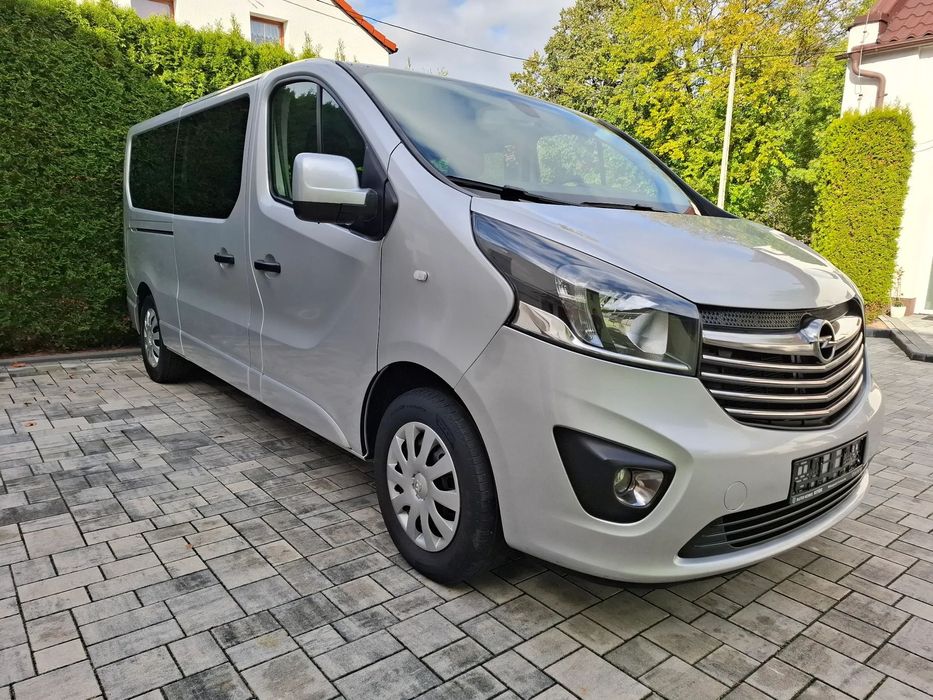 Opel Vivaro LONG , 1.6 CDTI ,  9-osób , Zarejestrowany !!!