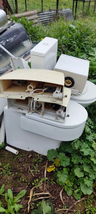 Sanitas, bidés,pia de bancada